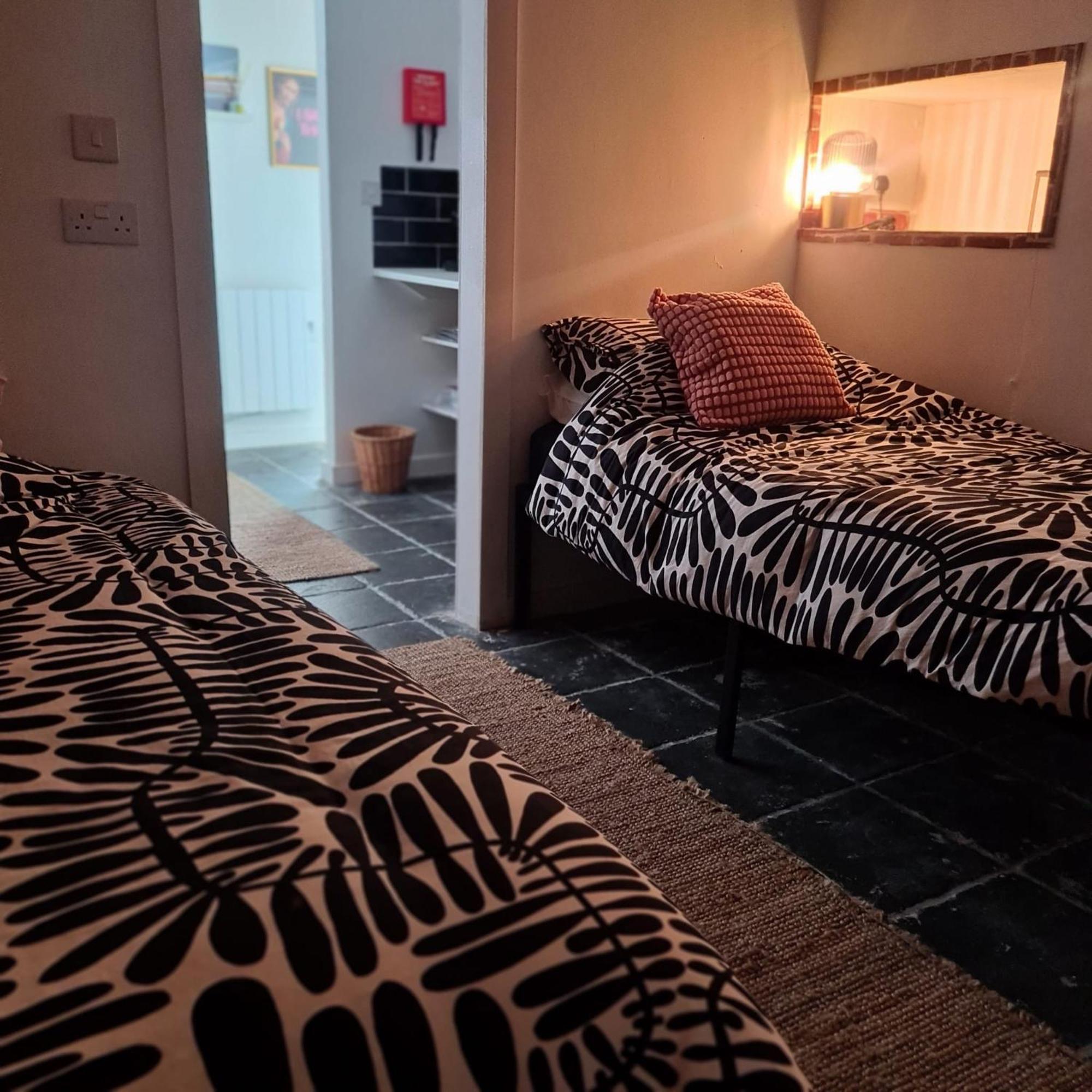 Apartment Zebra *